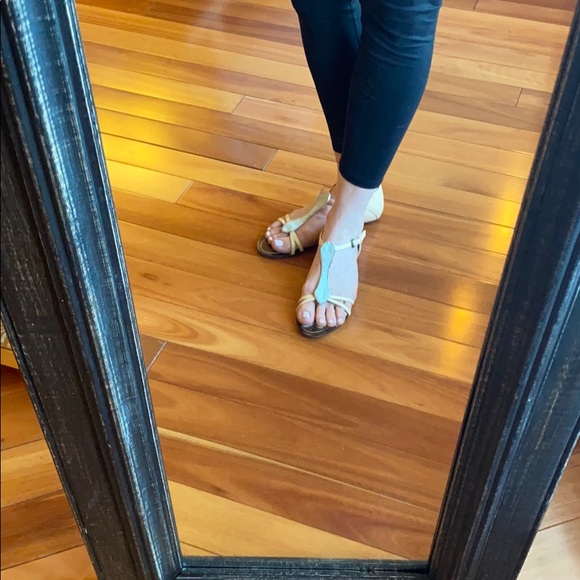 Kelsi Dagger Demure Sandals - Picture 5 of 8